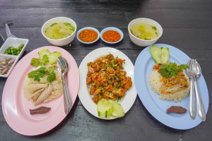 Boiled chicken Rice 103