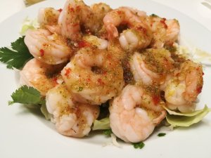 Shrimp salad with SSS sauce (sweet-sour-spicy)