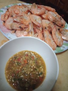 Poached Shrimps with spicy sour sauce