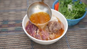 Bun Bo Hue-Vietnamese spicy noodle