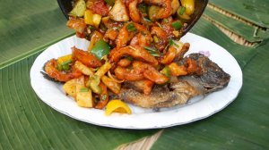 Deep-fried fish with sweet-sour sauce