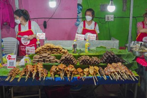 Harn Ping Kai Luang Prabang Food Night Market