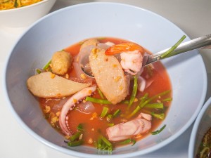 989 Tom Yum Noodle Soup